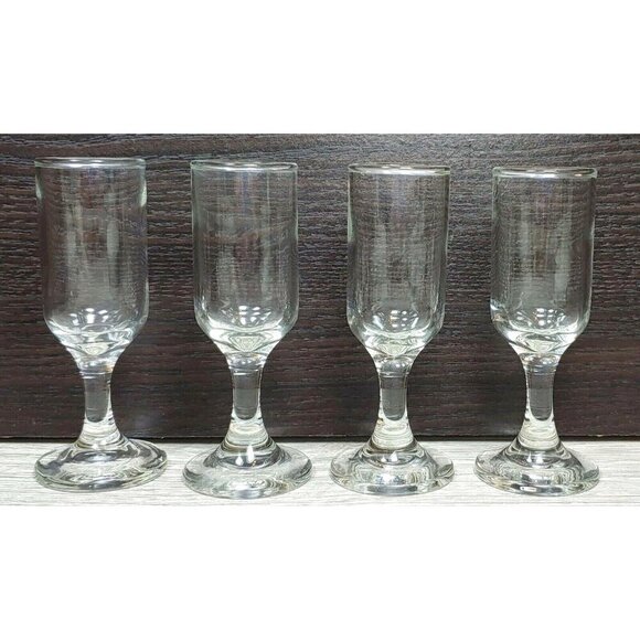 Clear Champagne Cordial Flute Shaped Glasses Short Stemmed Set of 4 Vintage - Picture 1 of 9